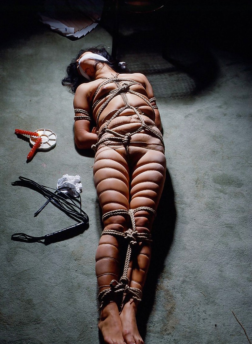 Sumisas chinas solo shibari bdsm
 #36640055