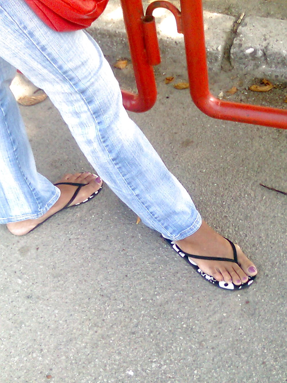 Und Ihr Lieblingskleid Ist Sie Verblasste Blaue Jeans #36736083