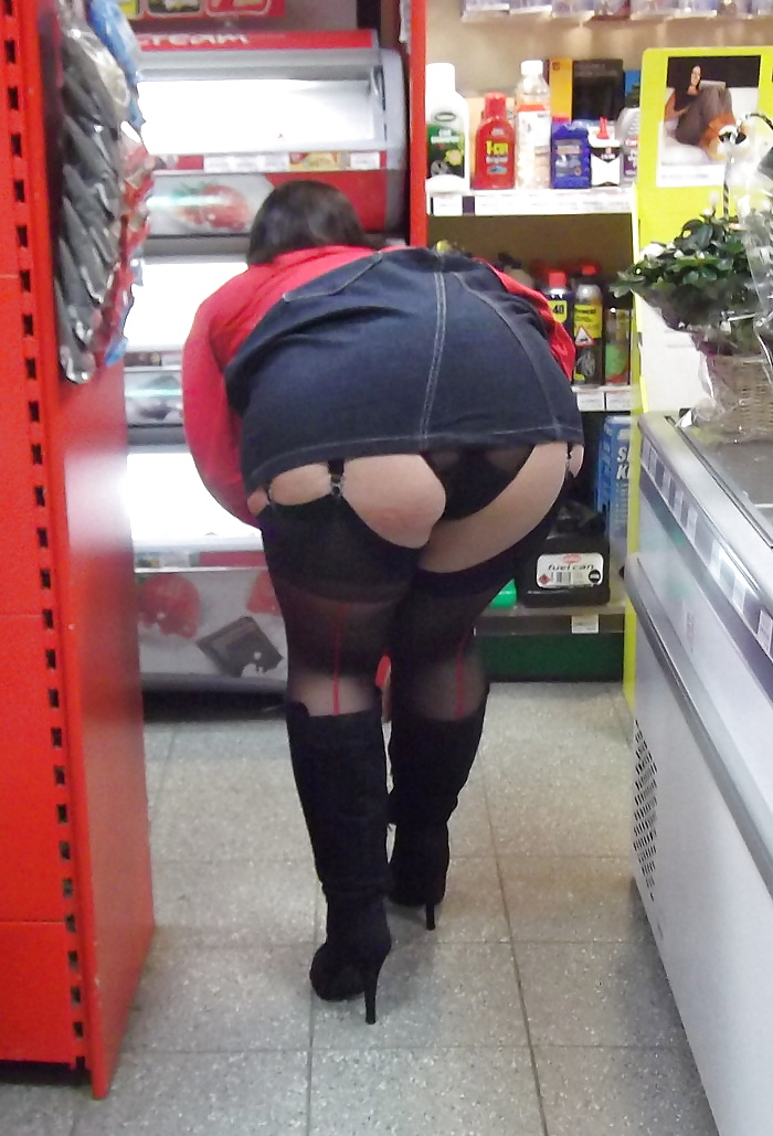 Whooty 828 #40347872