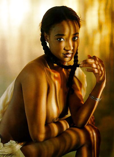 Gorgeous African Black Ladies Portraits #34995389