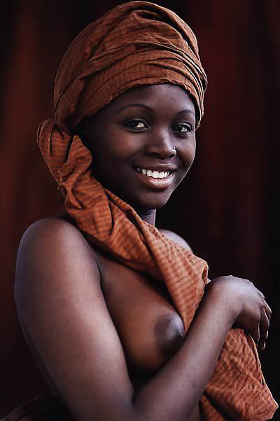 Gorgeous African Black Ladies Portraits #34995397