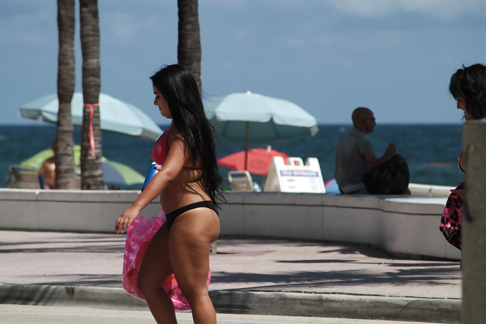 Florida bikini's ft lauderdale - amazing
 #32099075
