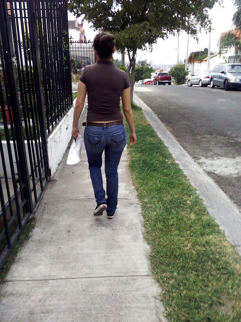 Culo voyeur
 #41140365