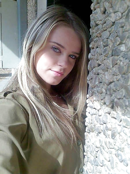 Israelischen Verteidigungs Frauen (weitgehend Nicht Nackt) #26785924