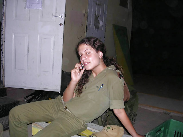 イスラエルの女性防衛隊員（ほとんどがノンヌード
 #26786018