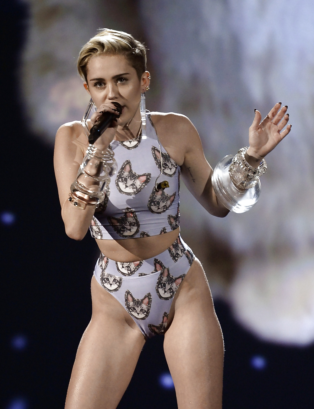 Sexy Miley Cyrus American Music Awards November 2013 #23144384