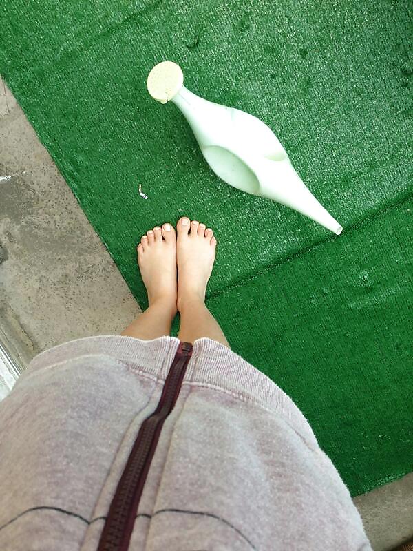 Ariel R. Erstaunliche Füße #24637570