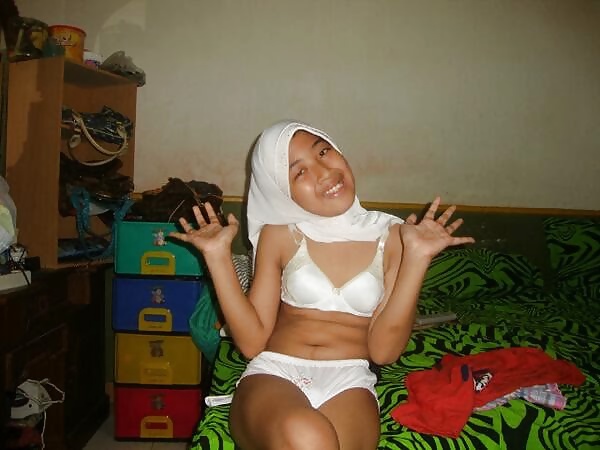 Malay Collection - Random Pic Part 1 #33385859