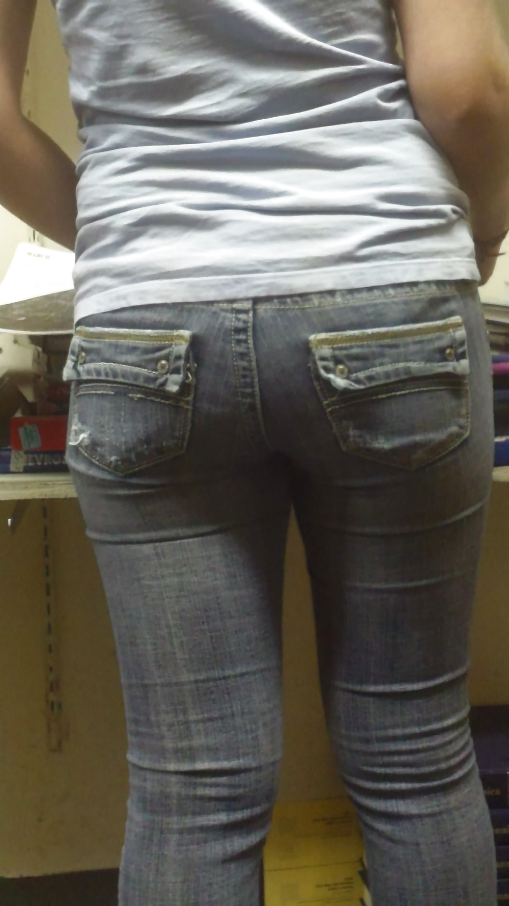 Populäre Jugendlich Mädchen Arsch & Hintern In Jeans Teil 4 #26742457