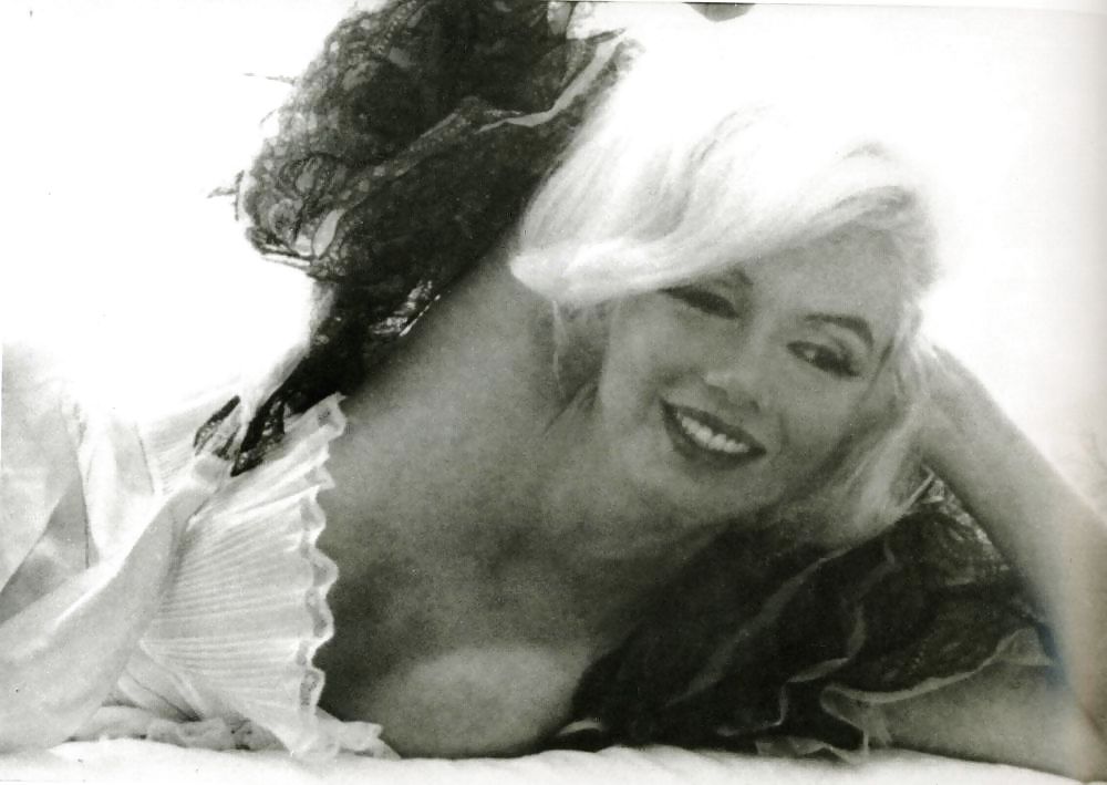 Marilyn monroe playboy celebrazioni sul 50 ° anniversario 
 #35813615