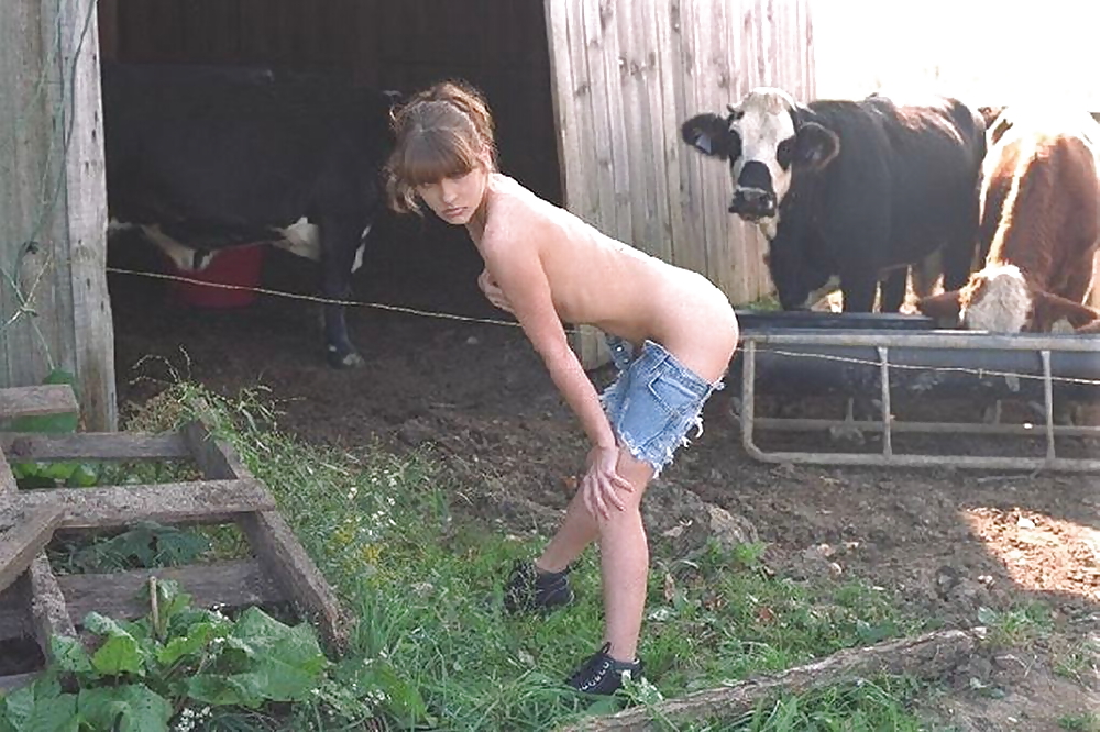 Farm girl gets nude #25619975