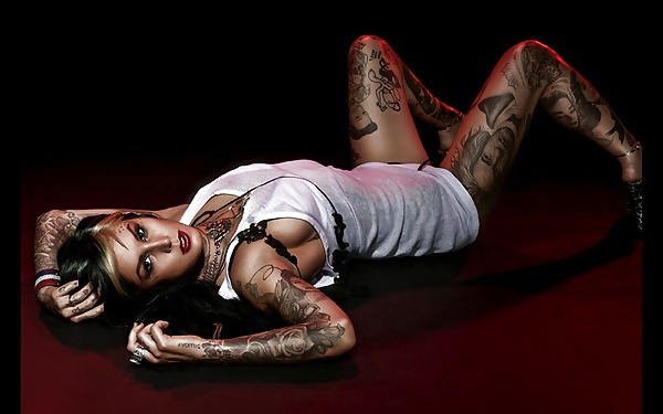 Kat von d
 #32783603