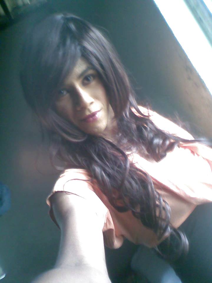 Mi vestido de club
 #23918817