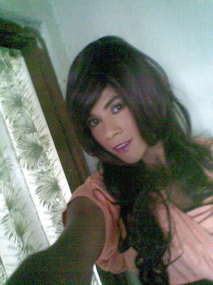 Mi vestido de club
 #23918829