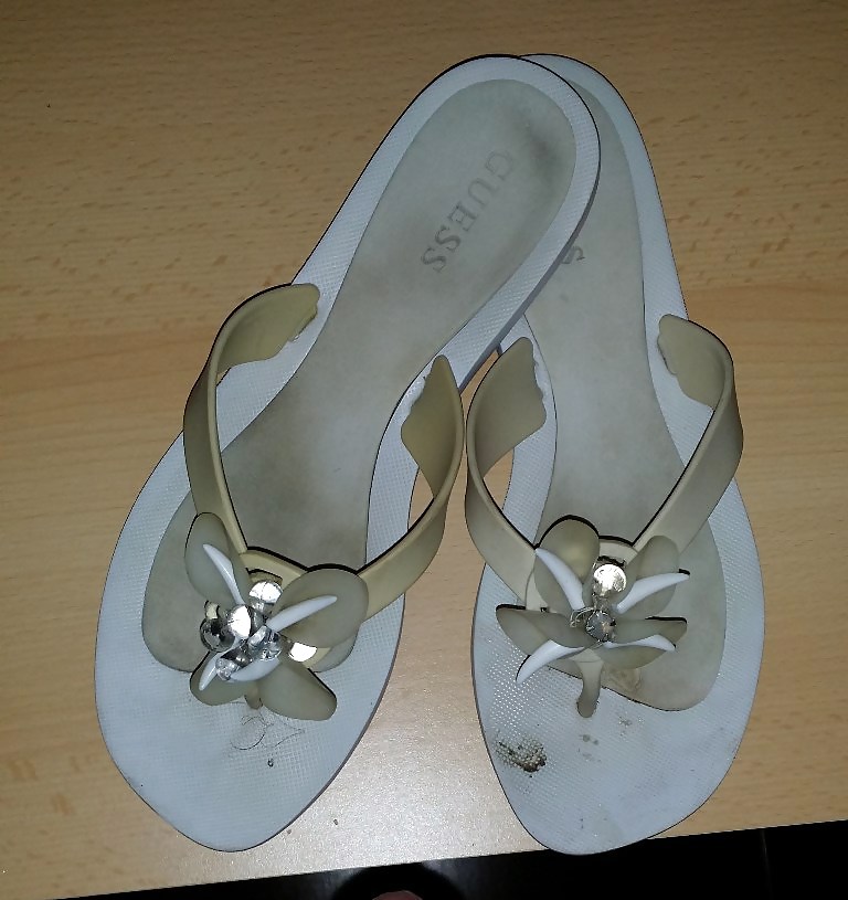 Was Für Paar Sandalen Meiner Mutter, Ich Habe Zu Ficken Und Sperma? #23312348