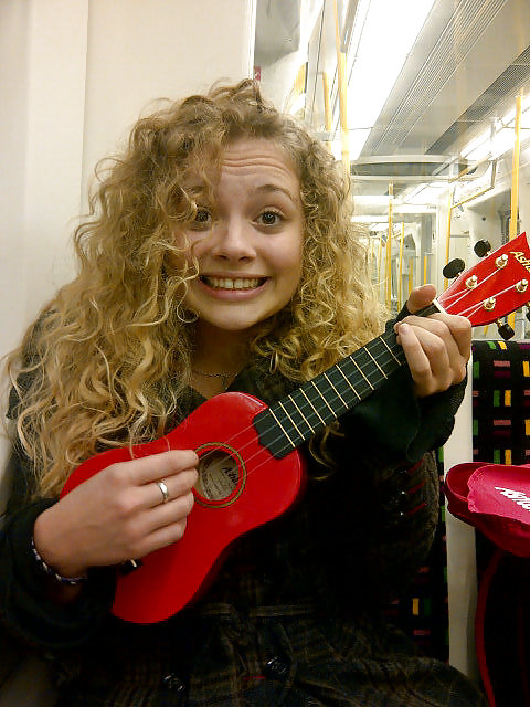 Carrie hope fletcher
 #24281272