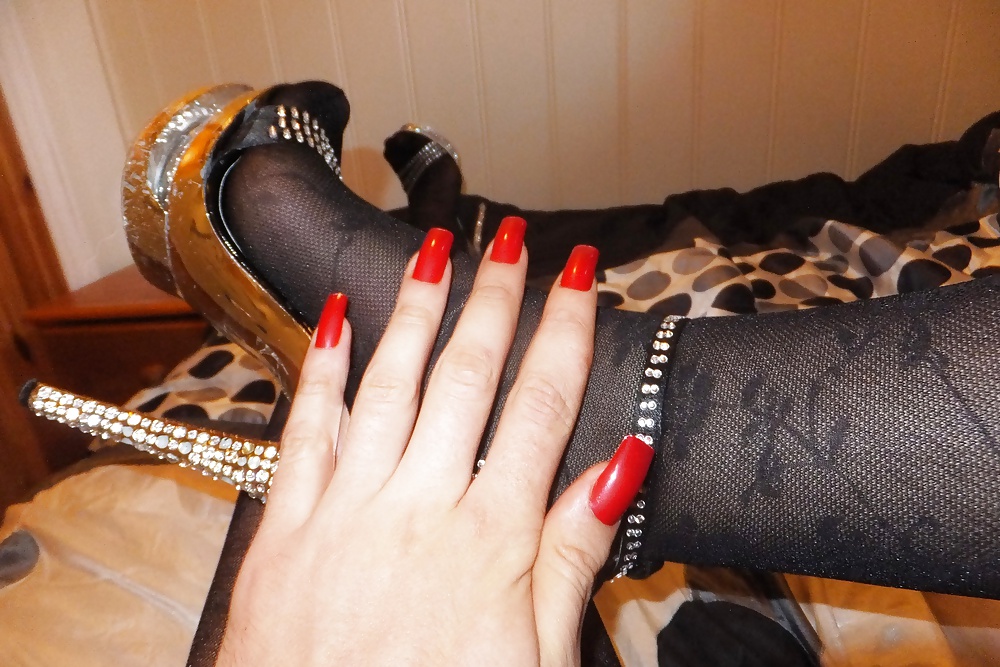 Heels,stockings & Red nails #40745979