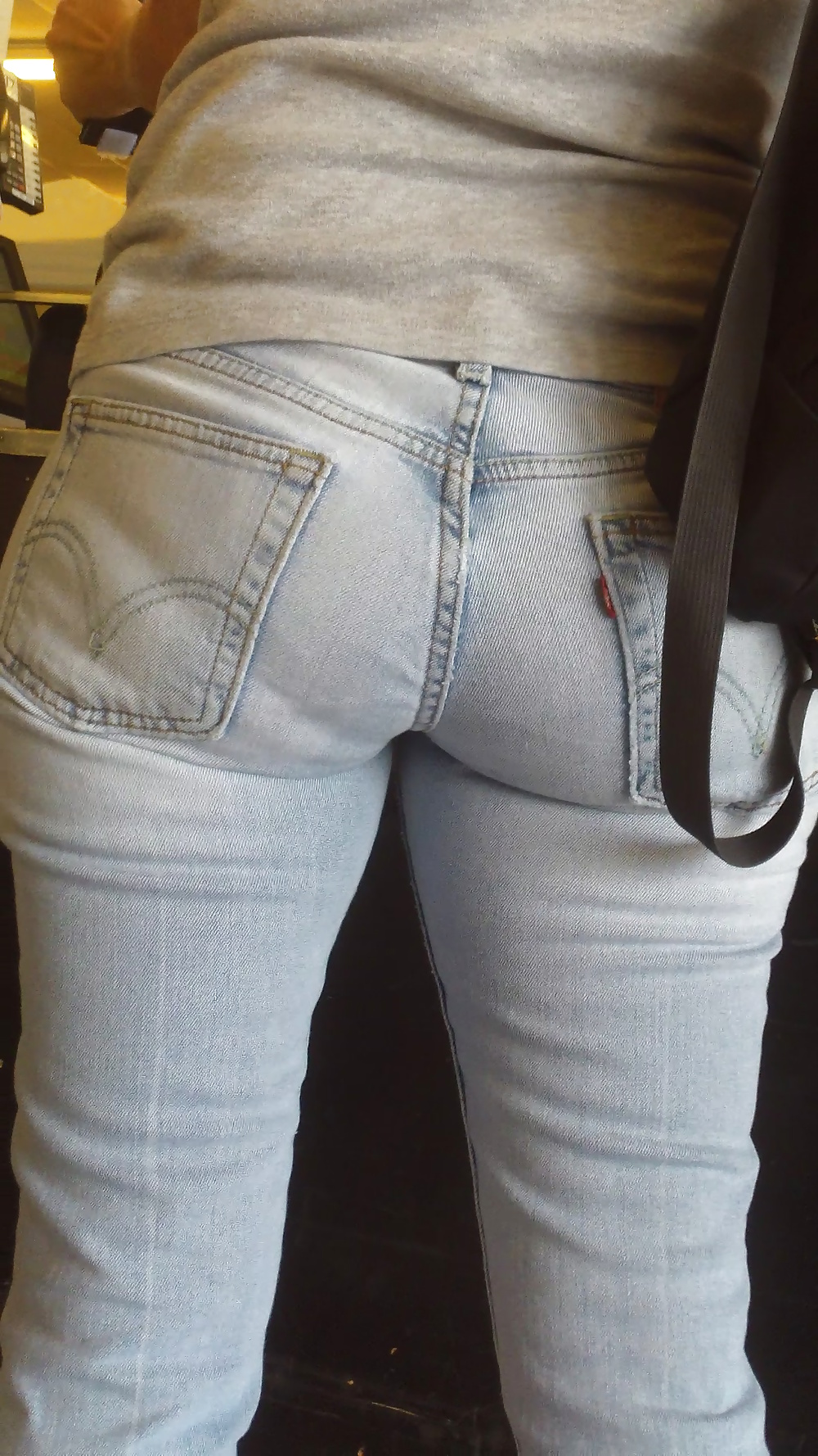 Populäre Jugendlich Mädchen Hintern & Arsch In Jeans Teil 2 #24176601