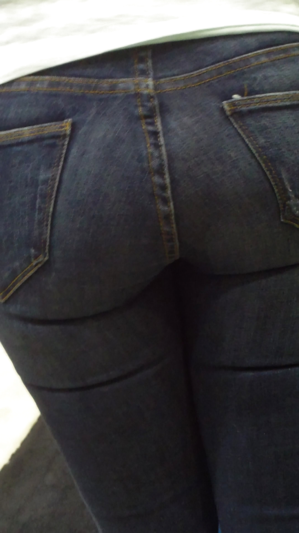 Populäre Jugendlich Mädchen Hintern & Arsch In Jeans Teil 2 #24179044
