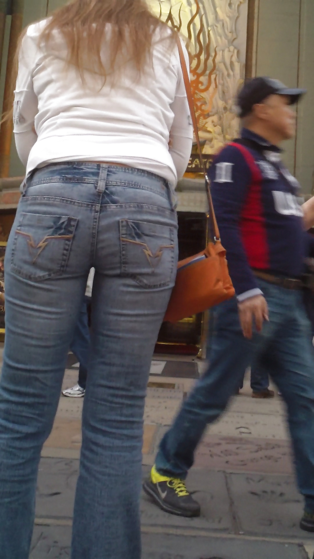 Populäre Jugendlich Mädchen Hintern & Arsch In Jeans Teil 2 #24179298