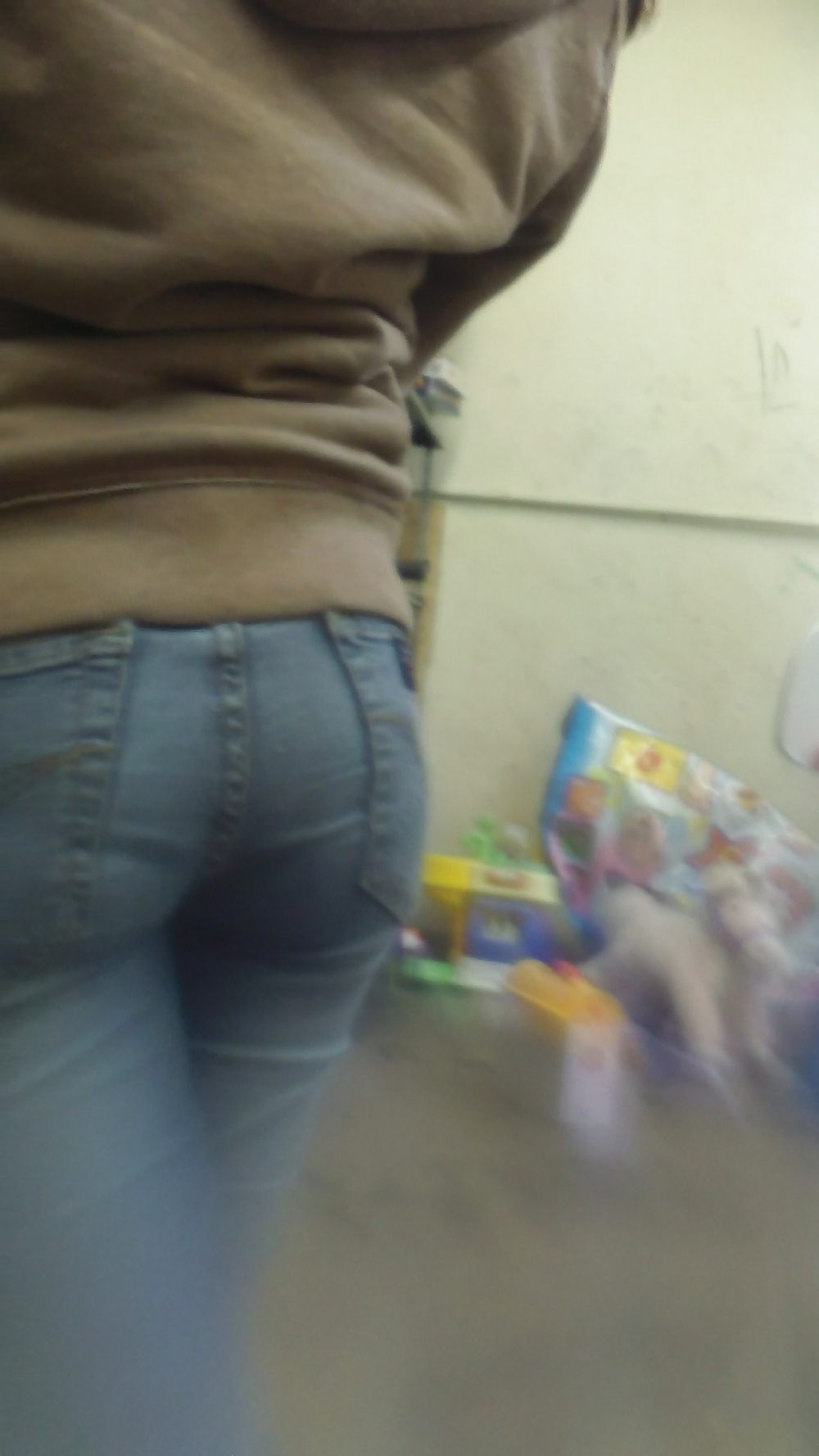 Popular teen girls butt & ass in jeans part 2 #24179932