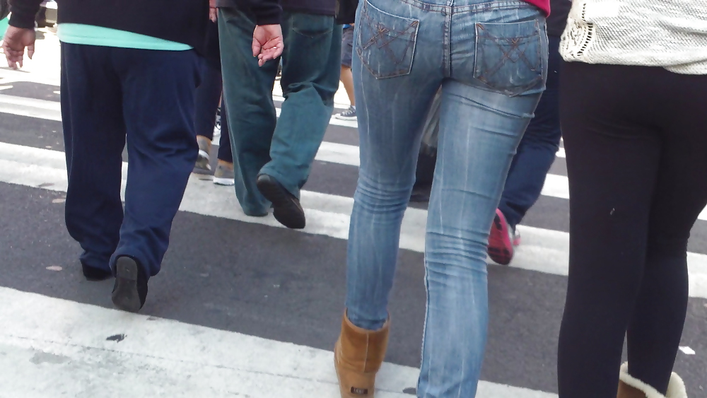 Populäre Jugendlich Mädchen Hintern & Arsch In Jeans Teil 2 #24183445