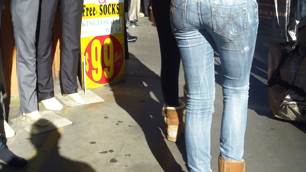 Populäre Jugendlich Mädchen Hintern & Arsch In Jeans Teil 2 #24183490
