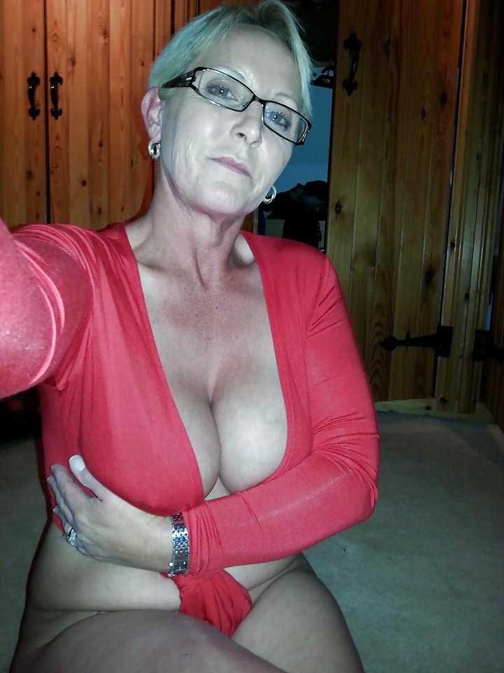 いたずらフェイスブックの世界
 #28790206