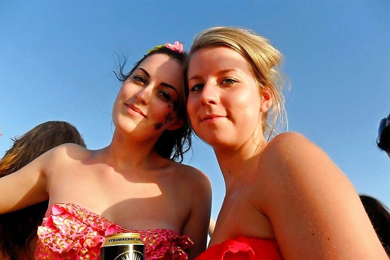 Danielle and debbie 
 #28696929