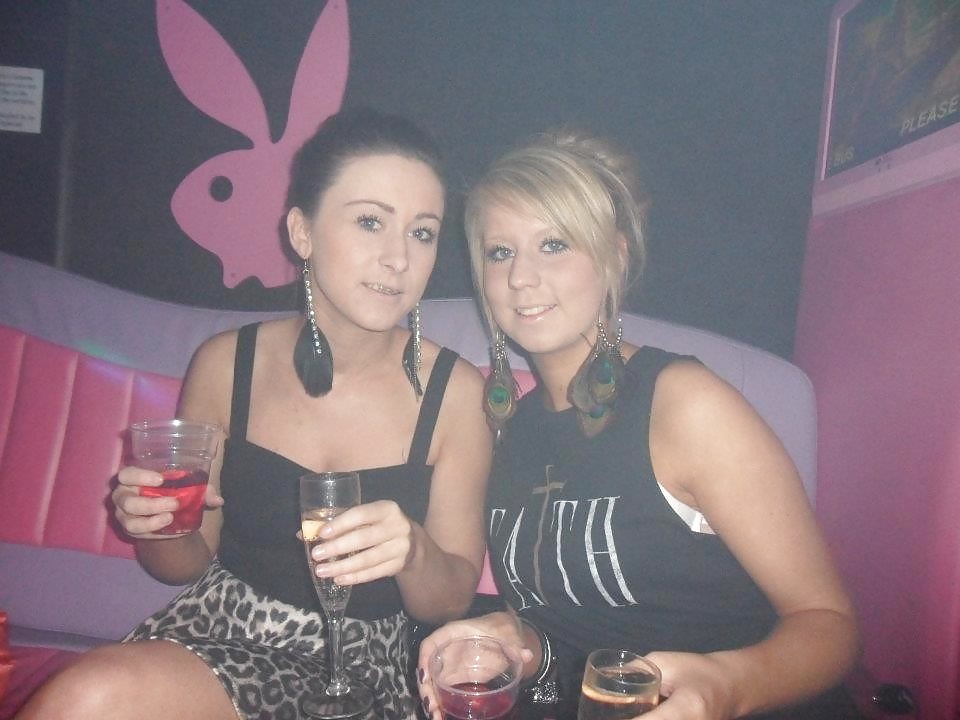 Danielle and debbie 
 #28697101