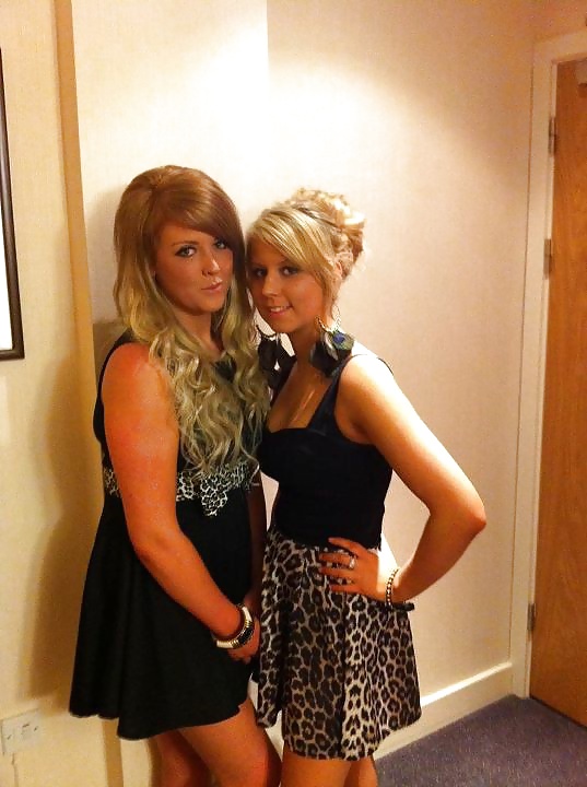 Danielle y debbie 
 #28697151