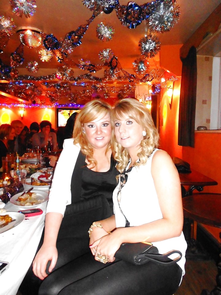 Danielle y debbie 
 #28697217
