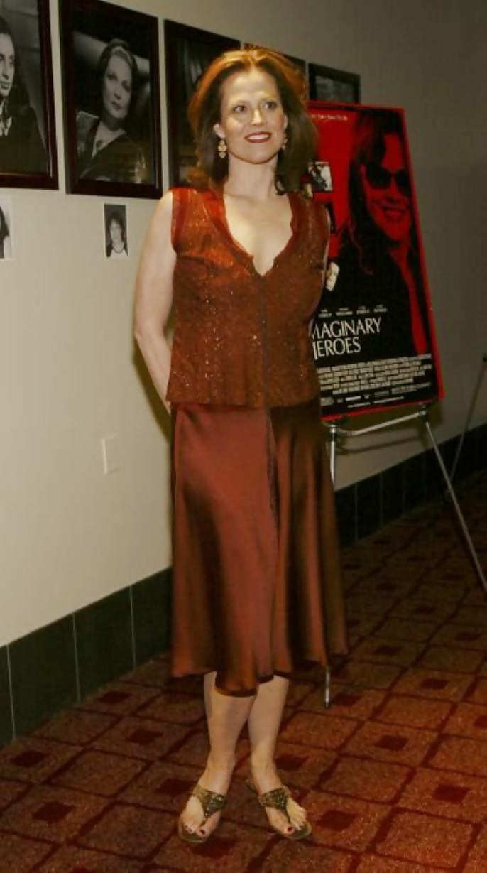 Sigourney Weaver #27079909