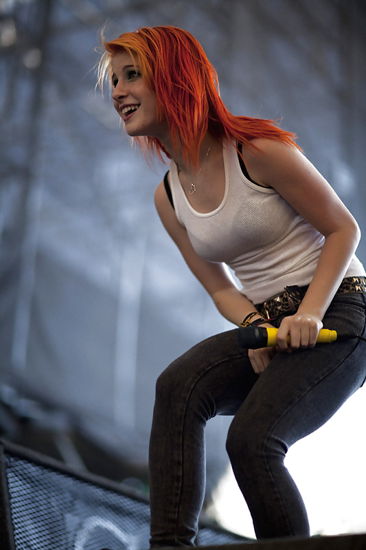 Hayley williams (cantante di paramore)
 #29843056