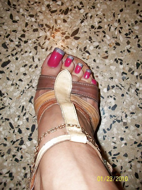 Xiomara heredia 's sexy long toe nails
 #36116799