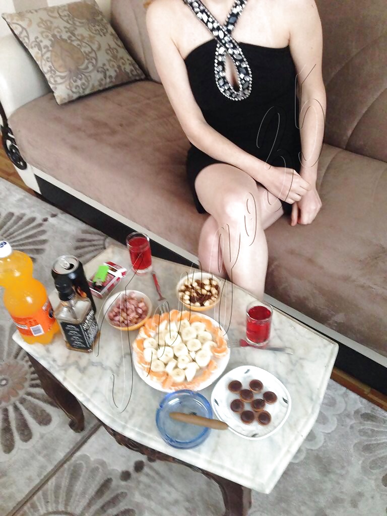 Puta turca sude
 #26014491