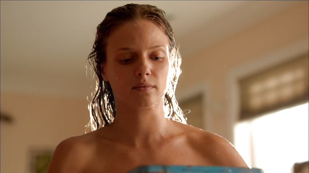 Tracy spiridakos
 #27214905