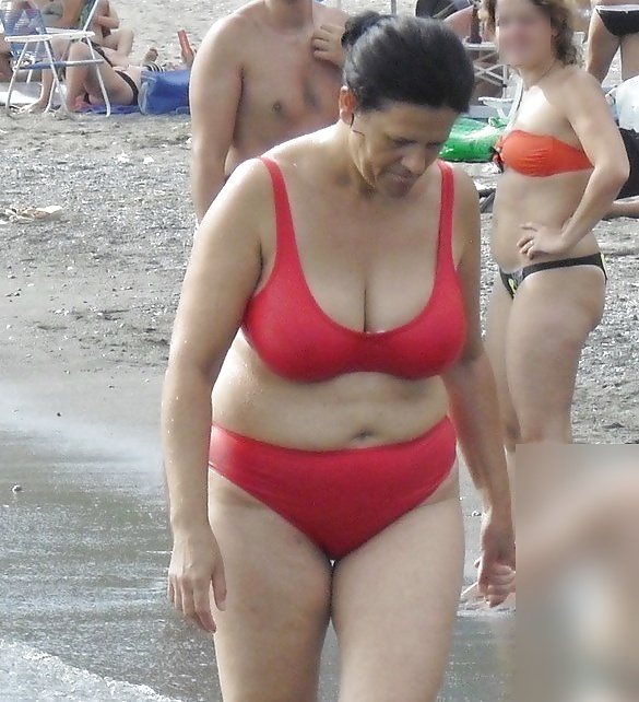 Mature women in bikini 4. #24551824