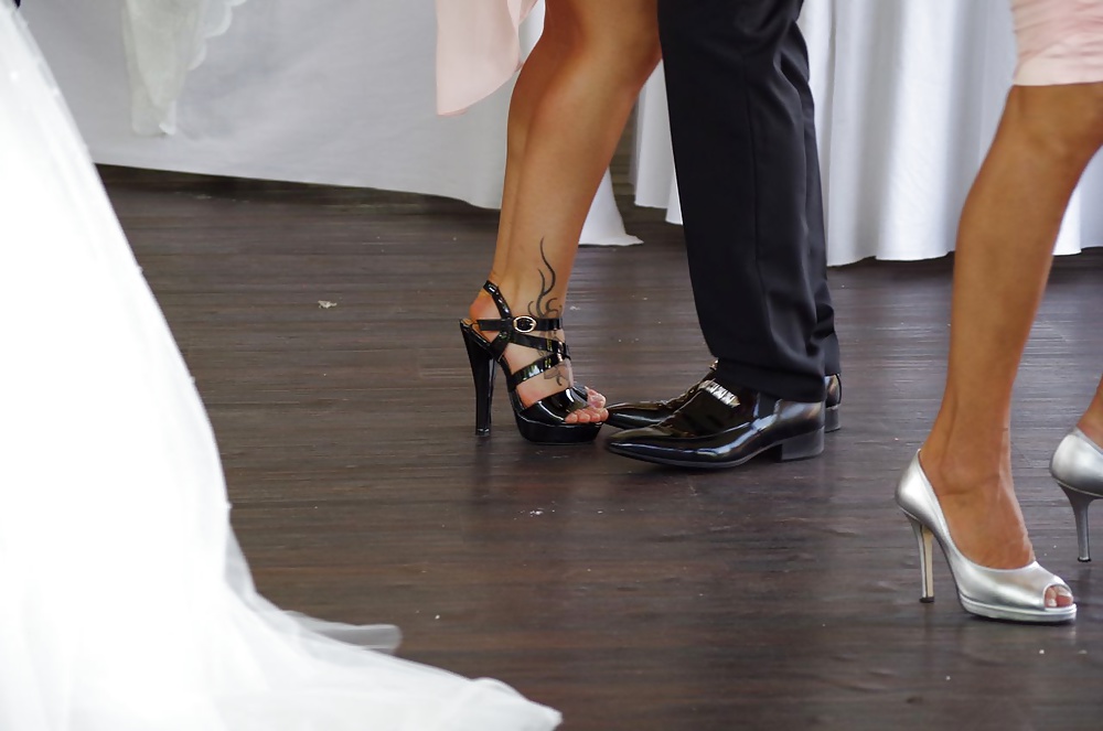 Piedi da matrimonio - Wedding's feet #27705238