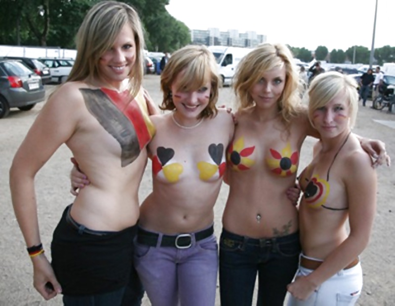 Öffentlichkeit 17 Außen Blinkend FKK #29992979