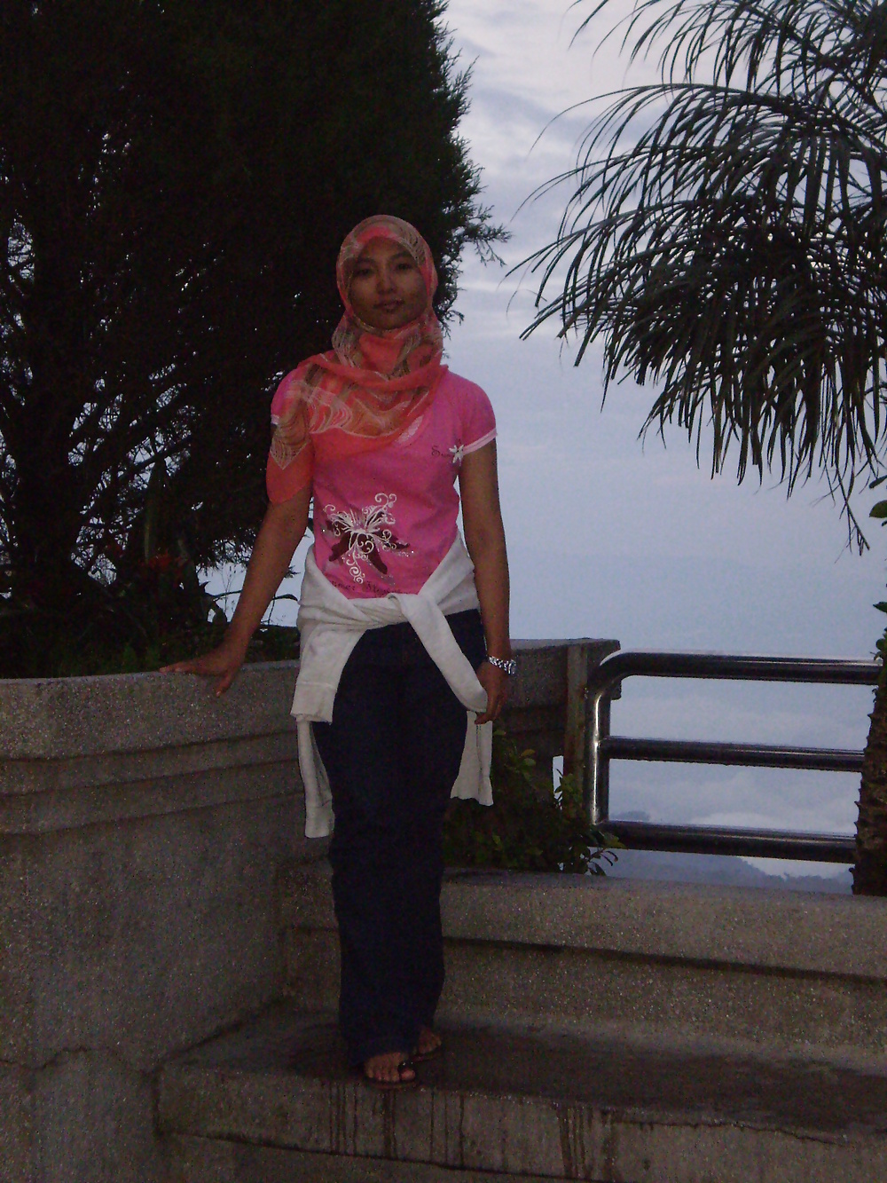 Awek melayu bertudung - khaty
 #32392068