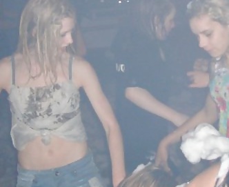 Teens danesi-139-140-dildo party upskirt cleavage 
 #25721265