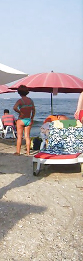 Spy playa verano maduro rumano
 #40423396