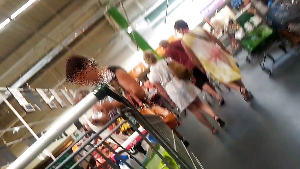 Photos prises a leur insu
 #39860619