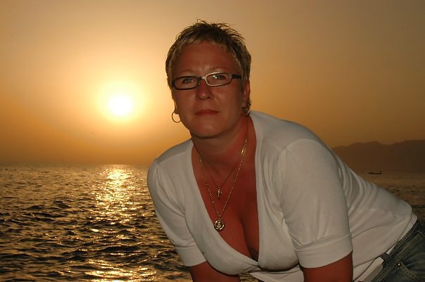 Facebook 1
 #37902339
