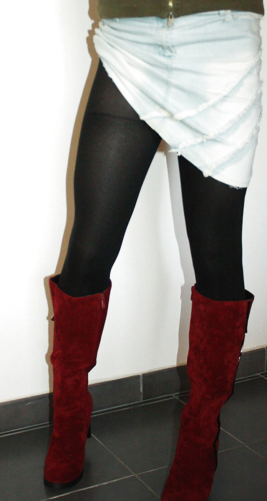 Avec mes nouvelles bottes version sans caption
 #30669304