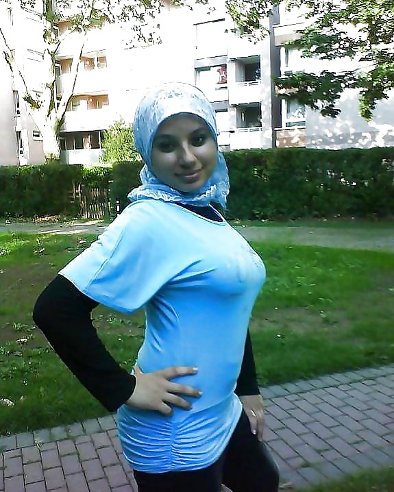 Even In Hijab Muslim Women Are Cockteases #36665538