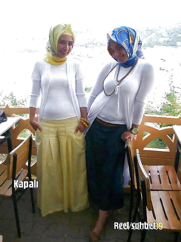 ヒジャブを着ていても、イスラム教徒の女性はチンポコです。
 #36665574