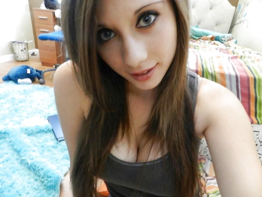 Carolyn a7
 #34247689