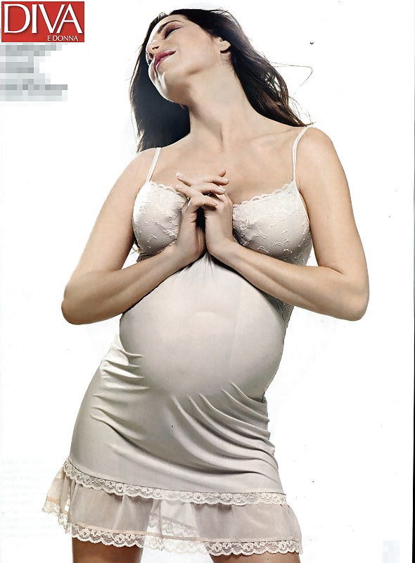 Pregnant Celebrities #40354165